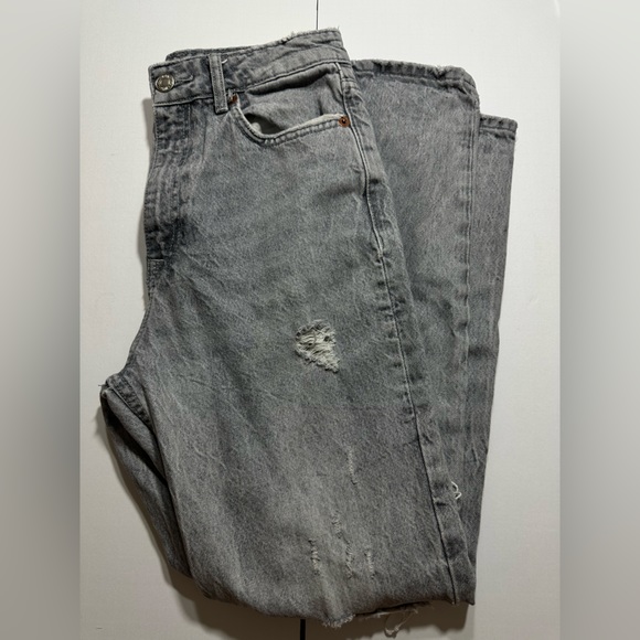 Zara Denim - Zara Jeans | Zara Mom Fit Faded Gray Black Distressed Ripped Jeans